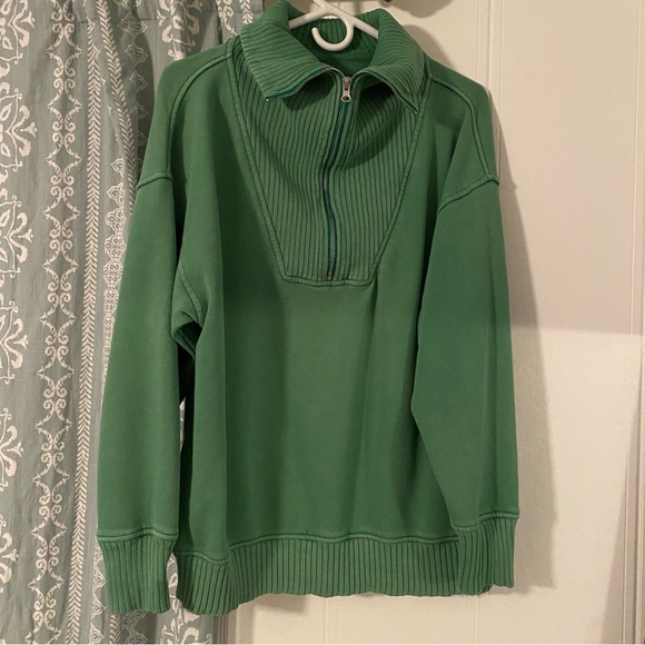 Aerie Women’s Down To Earth Quarter Zip in Green, Size small oversized - Picture 8 of 16